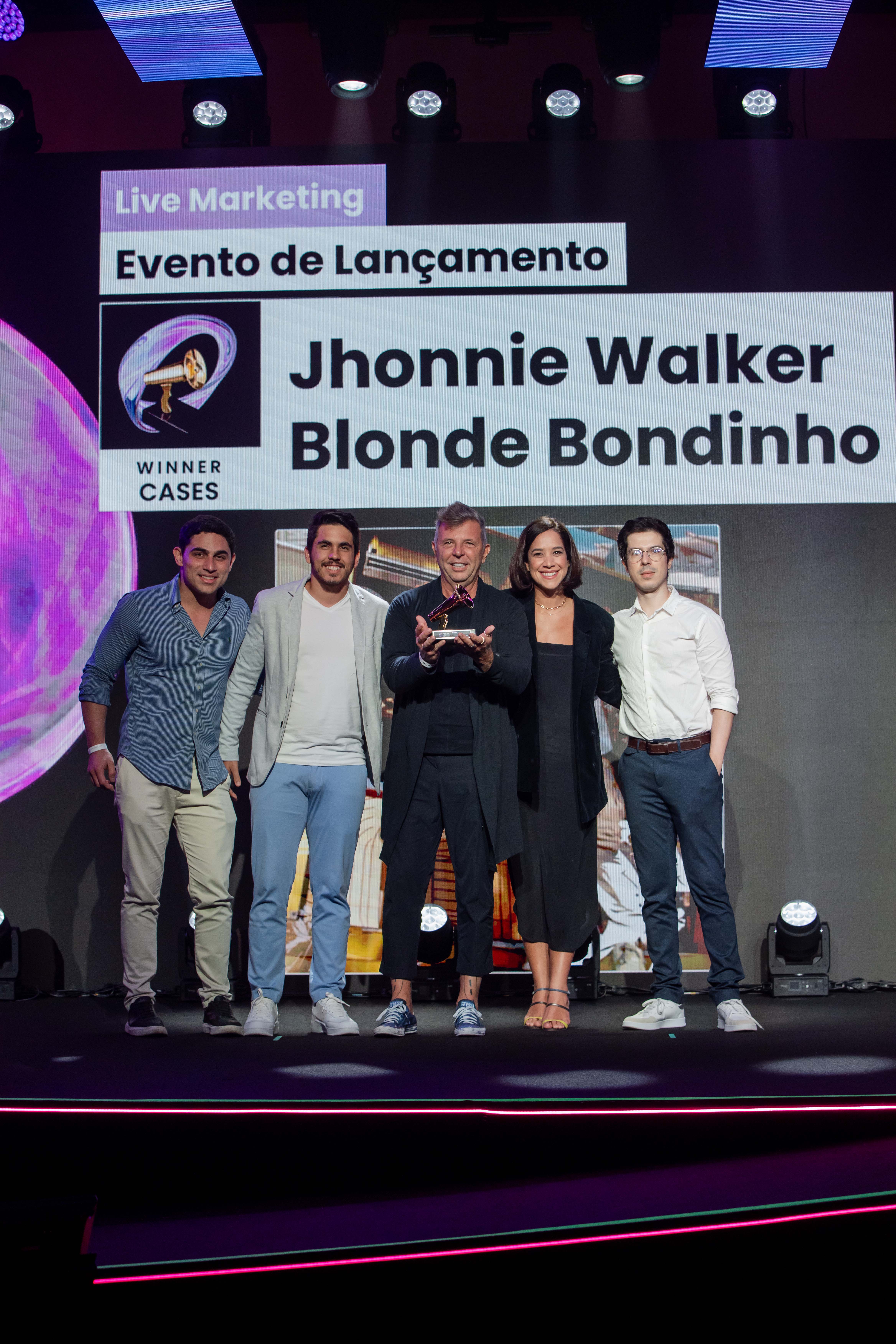 Johnnie Walker Blonde estreia com evento no Bondinho e vence no Prêmio Live 2023
